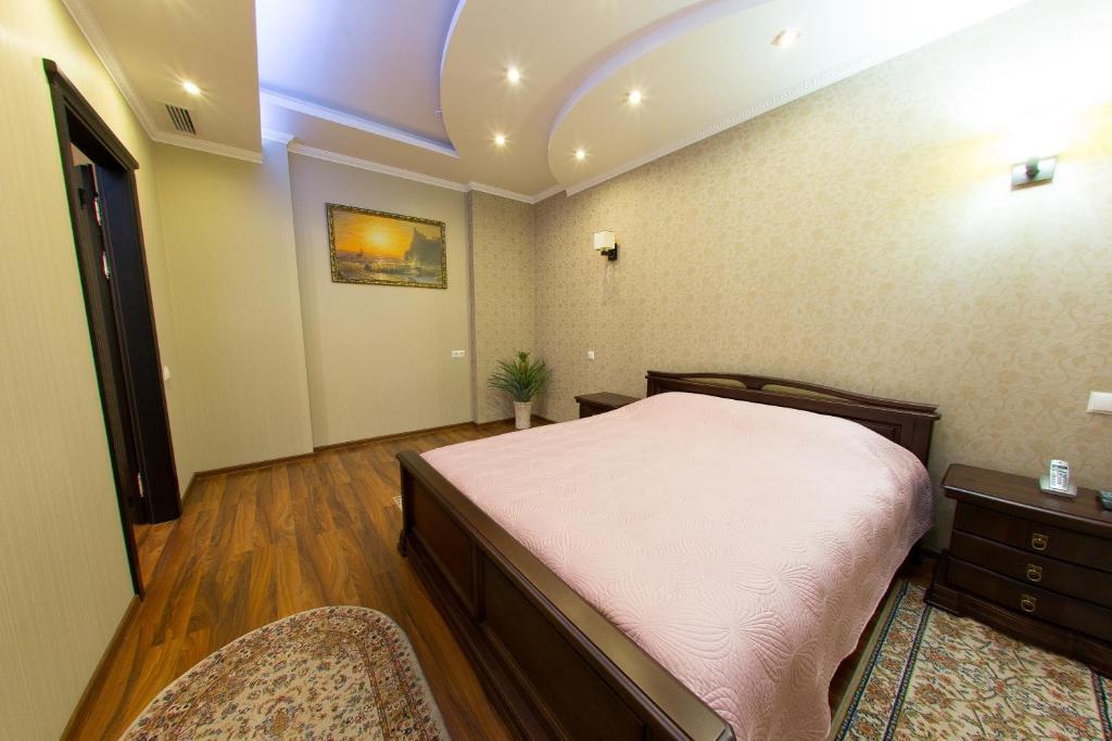 Royal Hotel Zaporizhia Luaran gambar