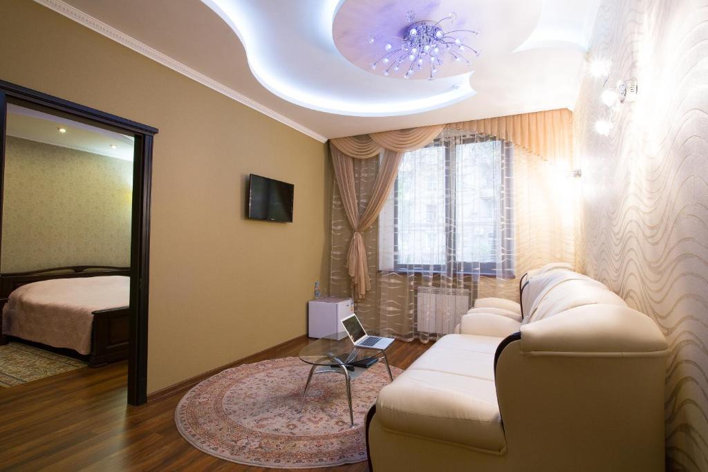 Royal Hotel Zaporizhia Luaran gambar
